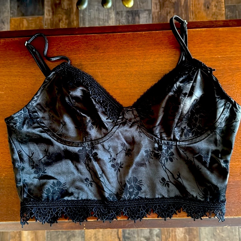 Elegant Black Lace Bralette